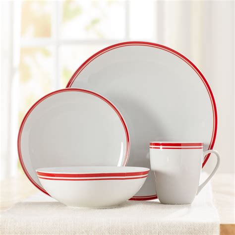 It's a perfect gift for housewarming, weddings, and many parties. . Wayfair dinner set